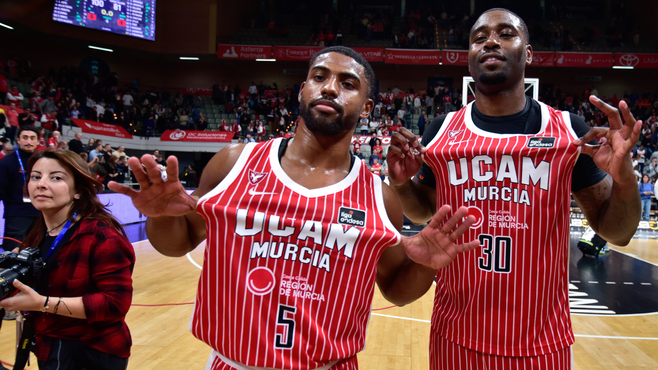 David DeJulius y Kelan Martin.