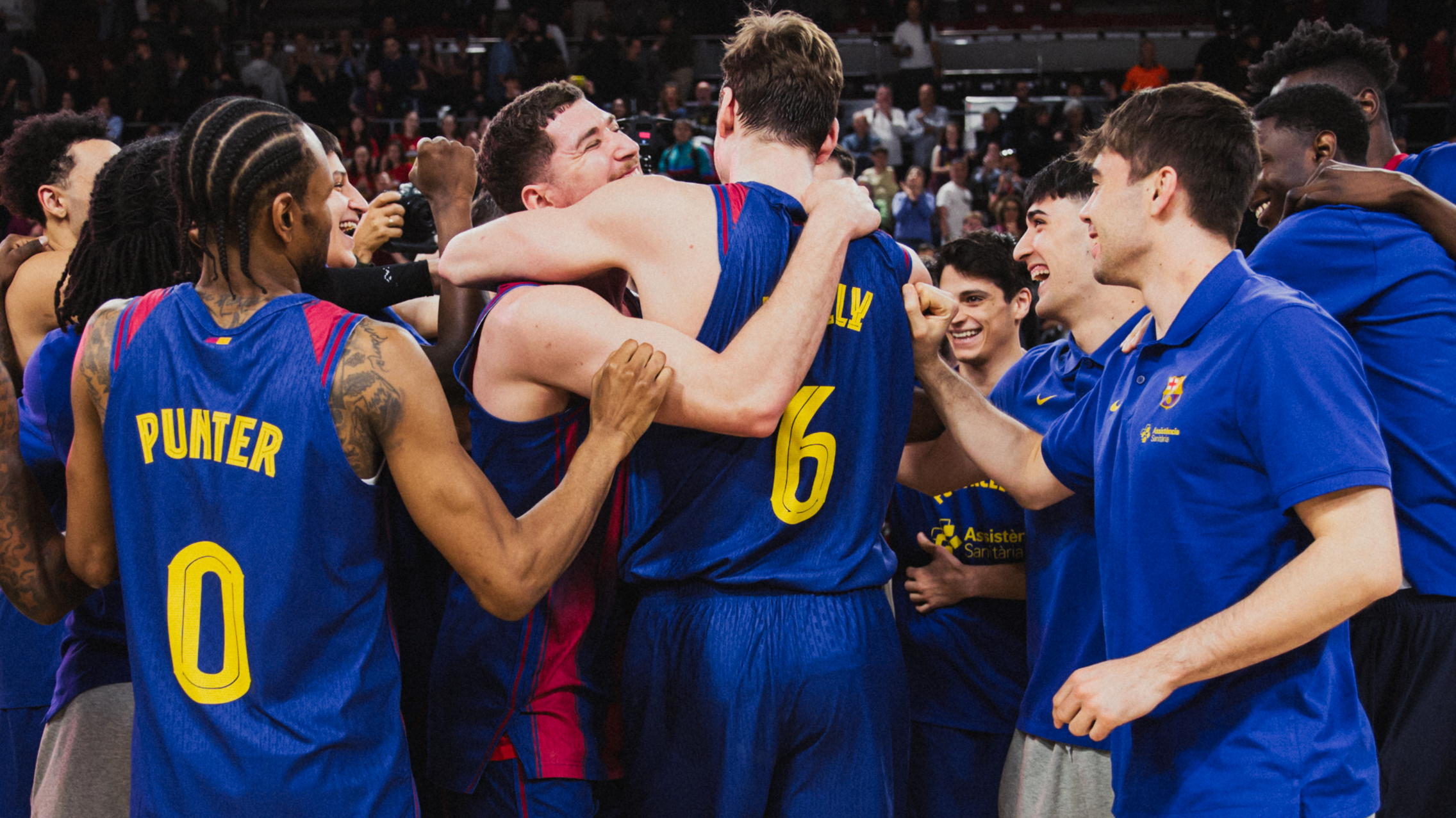 El Barça celebra la victoria contra Unicaja